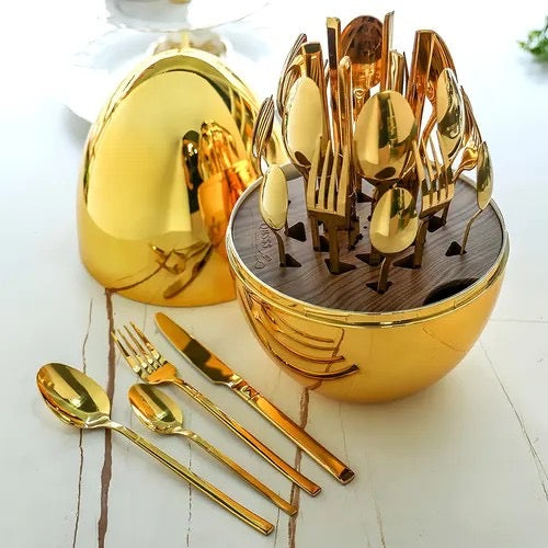 JUEGO DE CUBIERTOS EN HUEVO – Elegancia y organización para tu mesa